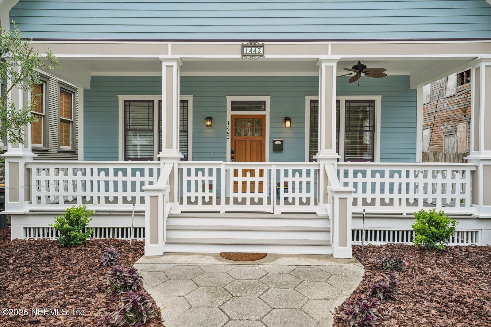 Property Photo: 1443 N Pearl Street FL 32206