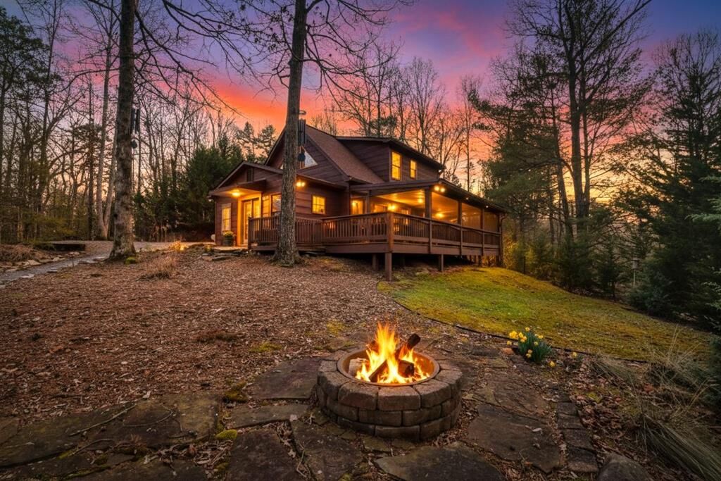 Property Photo: 171 Mohawk Trail GA 30540