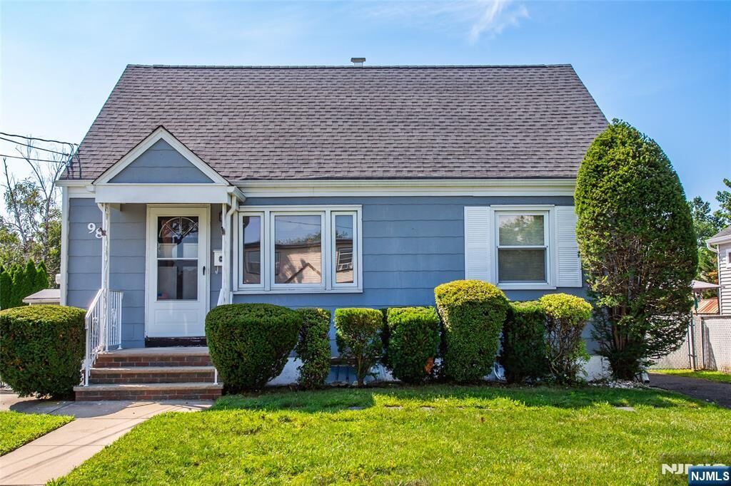 Property Photo: 98 Tuella Avenue NJ 07407