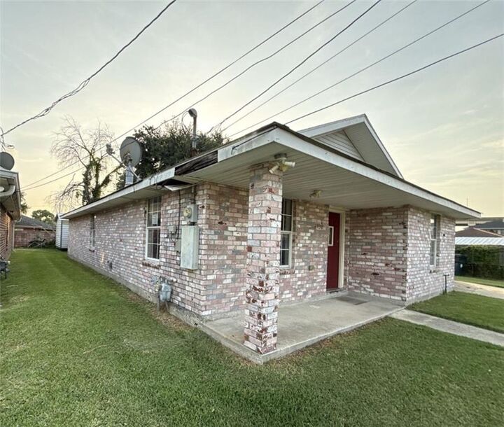 Property Photo: 7930 Trout Road LA 70126