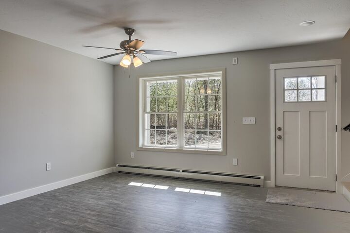Property Photo:  10 Asheley Avenue  NH 03451 
