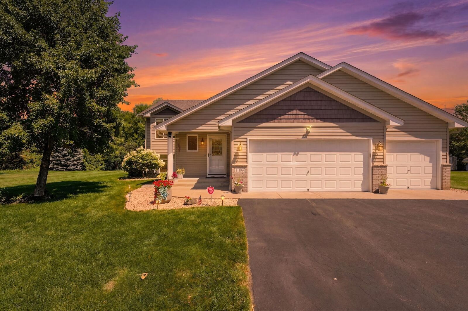 Property Photo: 17159 Potassium Street NW MN 55303