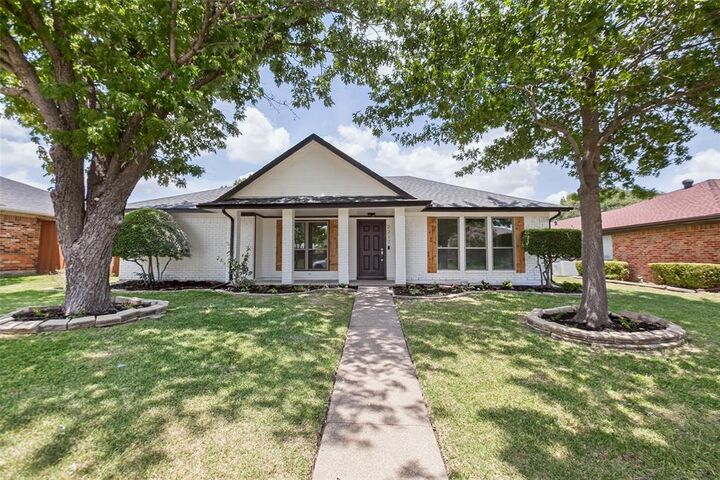 Property Photo: 2217 Crystal Creek Lane TX 75040