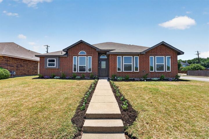 Property Photo: 5800 Baker Drive TX 75056