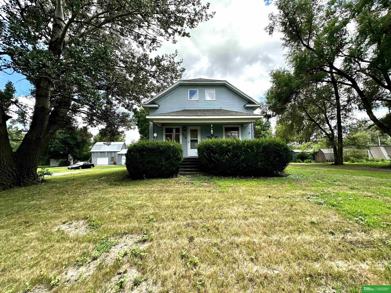 Property Photo: 204 E McAllister NE 68715