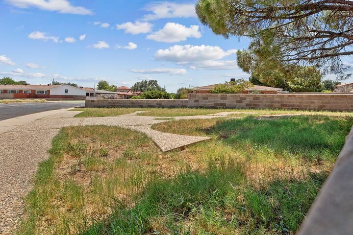 Property Photo:  1211 Wilshire Dr  TX 79761 