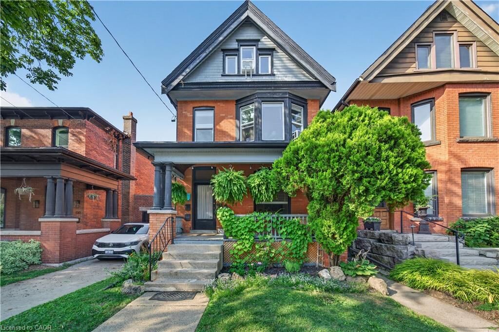 Property Photo:  148 Markland Street  ON L8P 2K5 