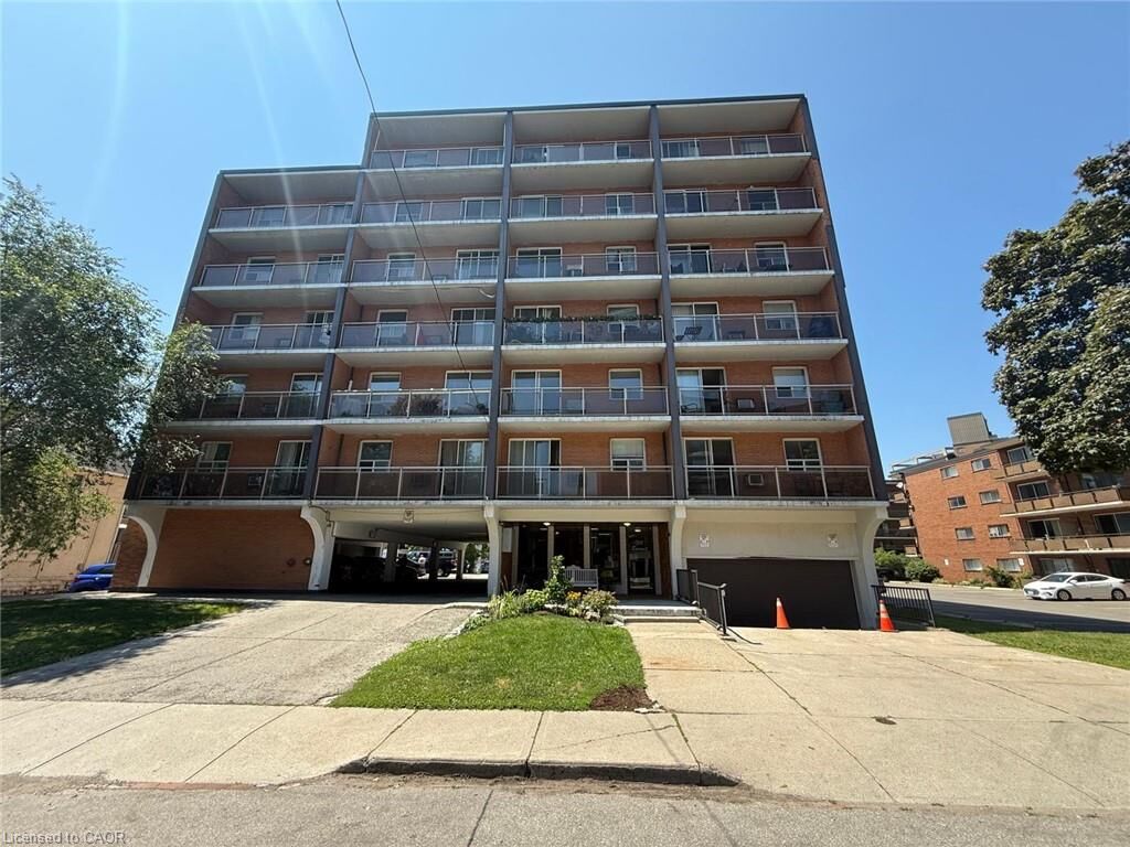 Property Photo:  30 Summit Avenue 601  ON L8V 2R8 