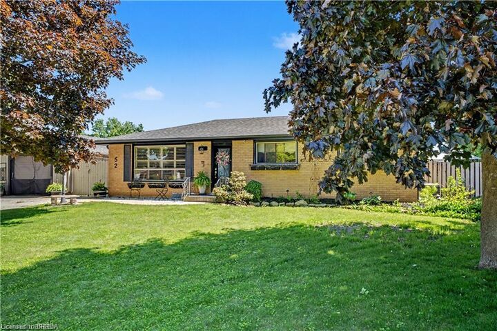 52 Lorne Avenue — photo 1