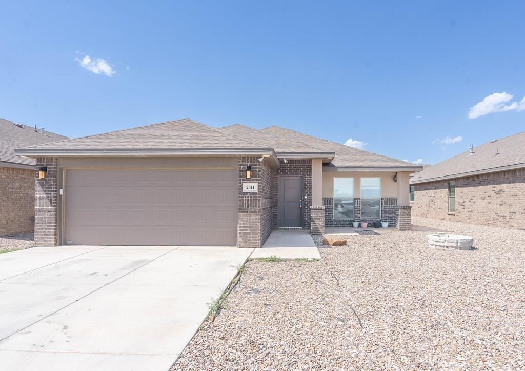 Property Photo: 2311 Outlaw Ct TX 79705