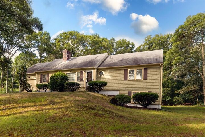 Property Photo:  49 Bramblebush Dr 49  MA 02635 