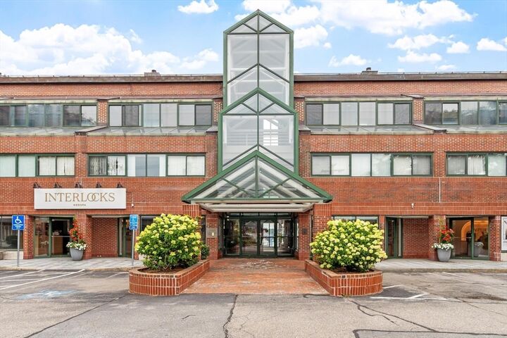 Property Photo:  58 Merrimac Street 3-4  MA 01950 