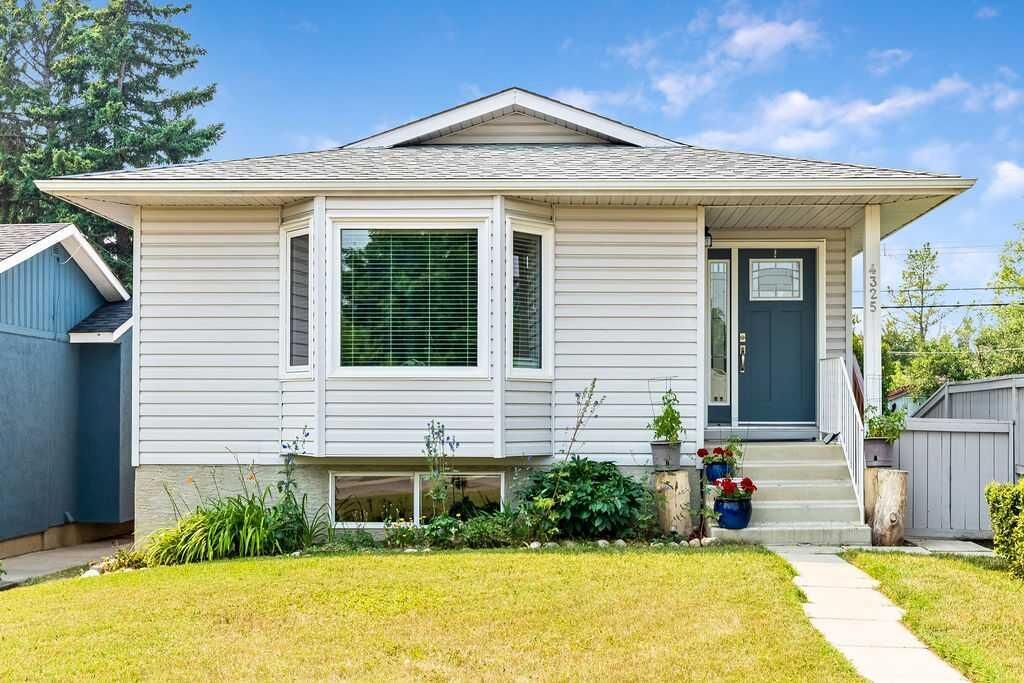 Property Photo:  4325 70 Street NW  AB T3B 2K4 