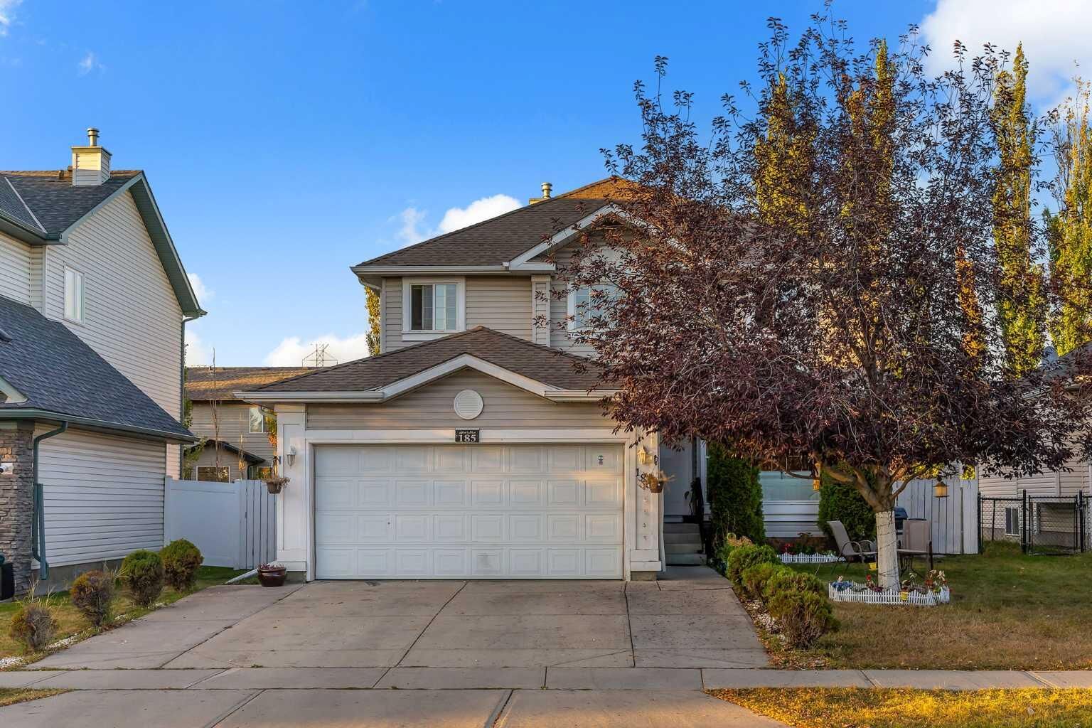 Property Photo: 185 West Lakeview Drive AB T1X 1K2