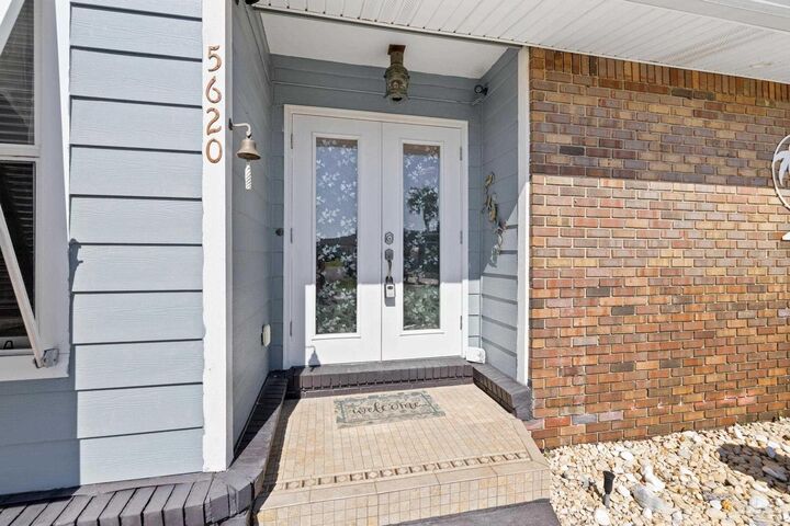 Property Photo:  5620 Ponte Verde Rd  FL 32507 