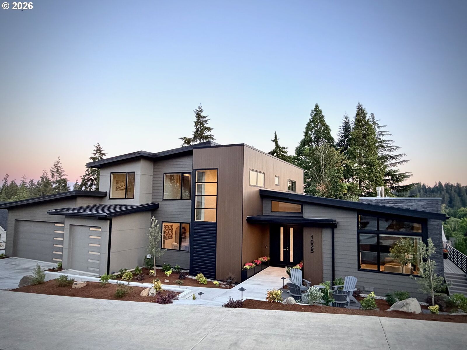 Property Photo:  1025 Crenshaw Rd  OR 97401 