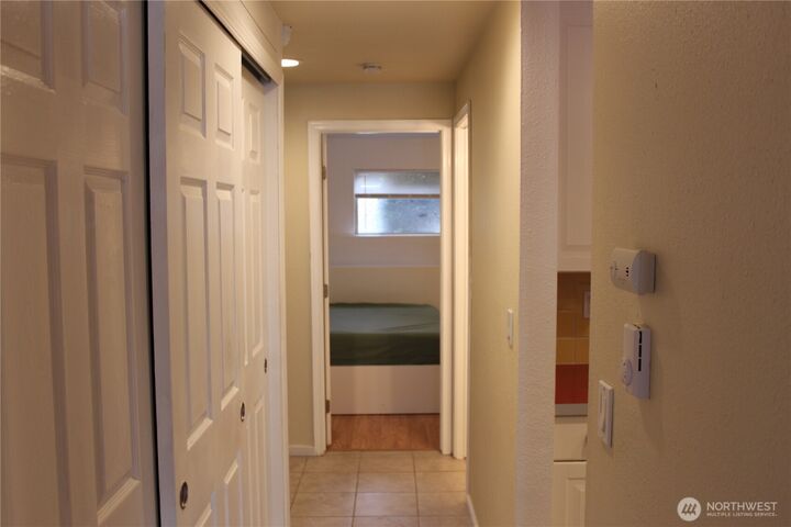 Property Photo: 31003 14th Way S H-13 WA 98003