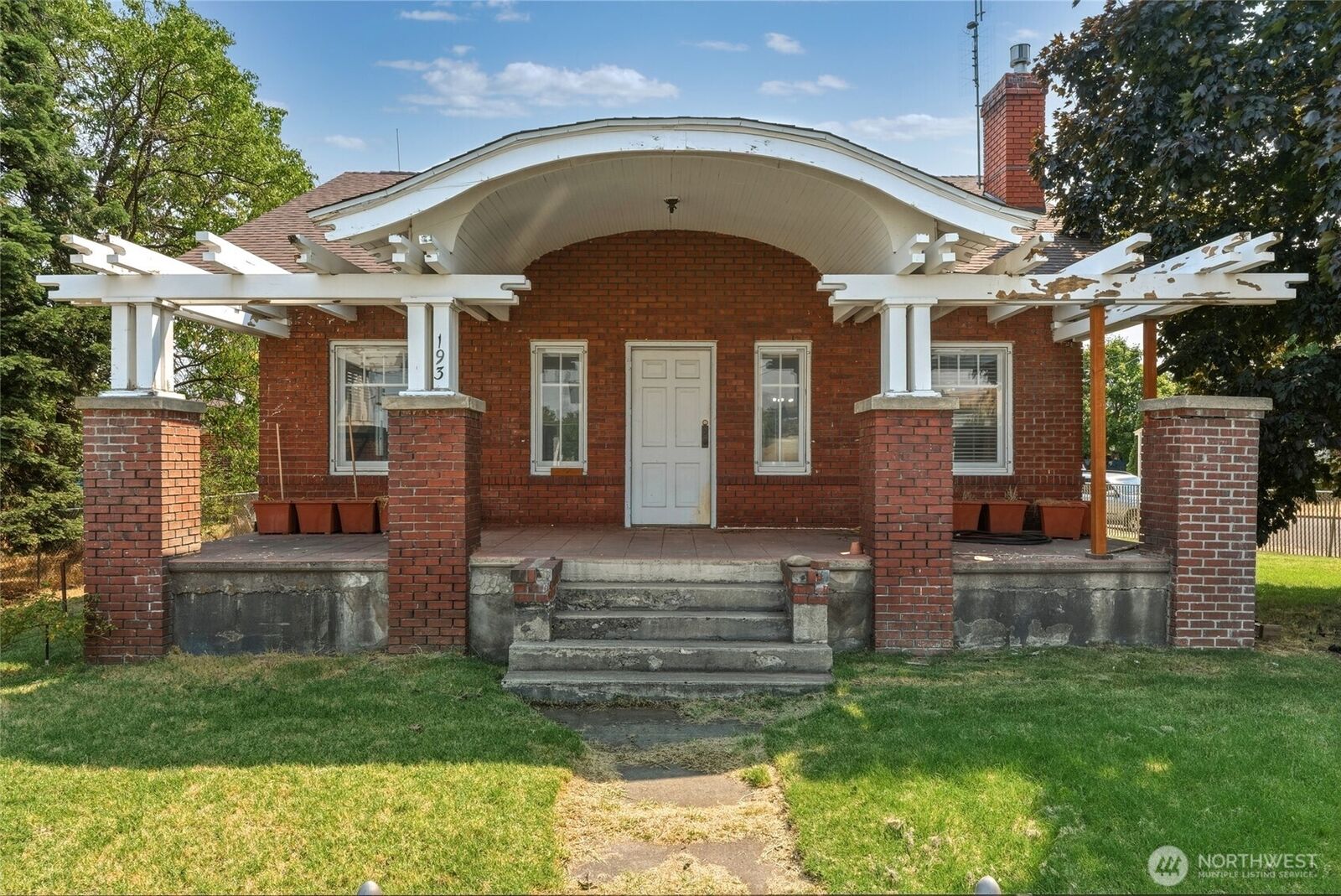Property Photo: 193 S Columbia Street OR 97862