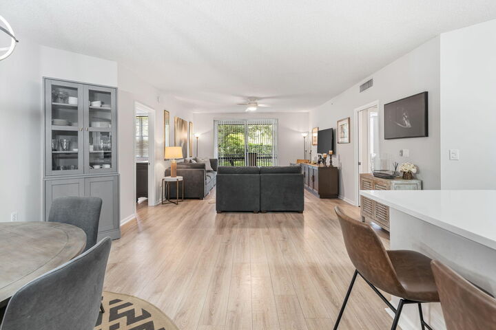 Property Photo: 11790 St Andrews Place 203 FL 33414