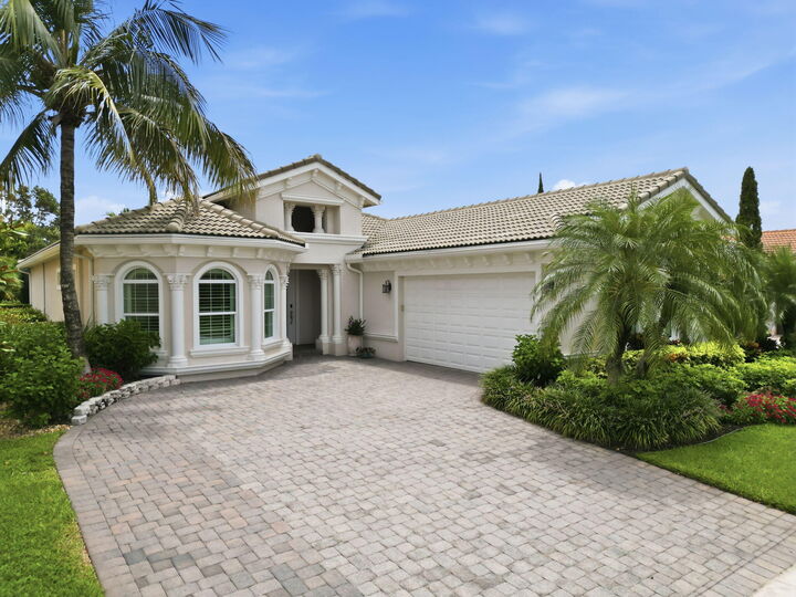 Property Photo: 260 Carina Drive FL 33478