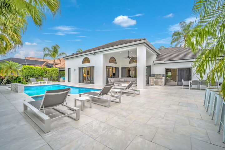 Property Photo: 17288 Northway Circle FL 33496