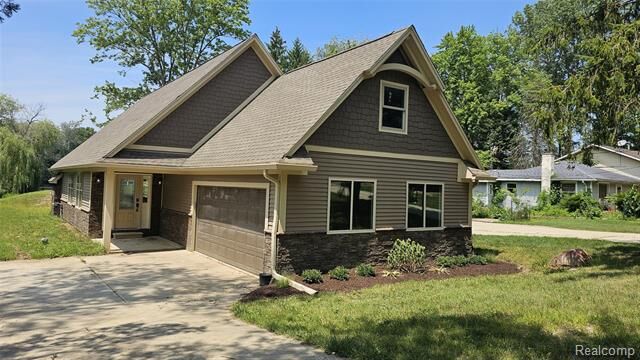 Property Photo:  9170 River Valley Road  MI 48116 