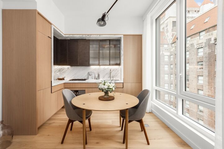 Property Photo:  135 E 47th Street 26E  NY 10017 