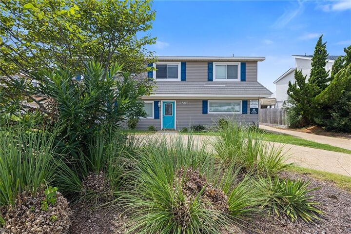 Property Photo:  2865 Sandpiper Rd  VA 23456 