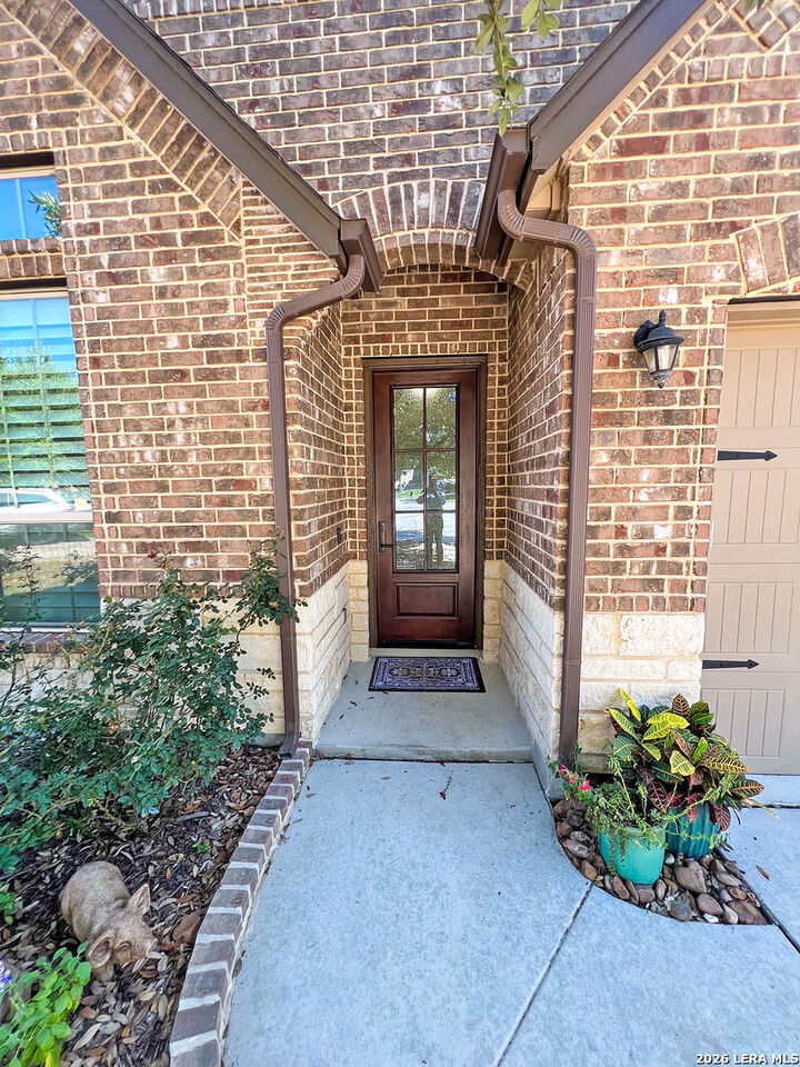 Property Photo:  26803 Tulip Mdw  TX 78015 