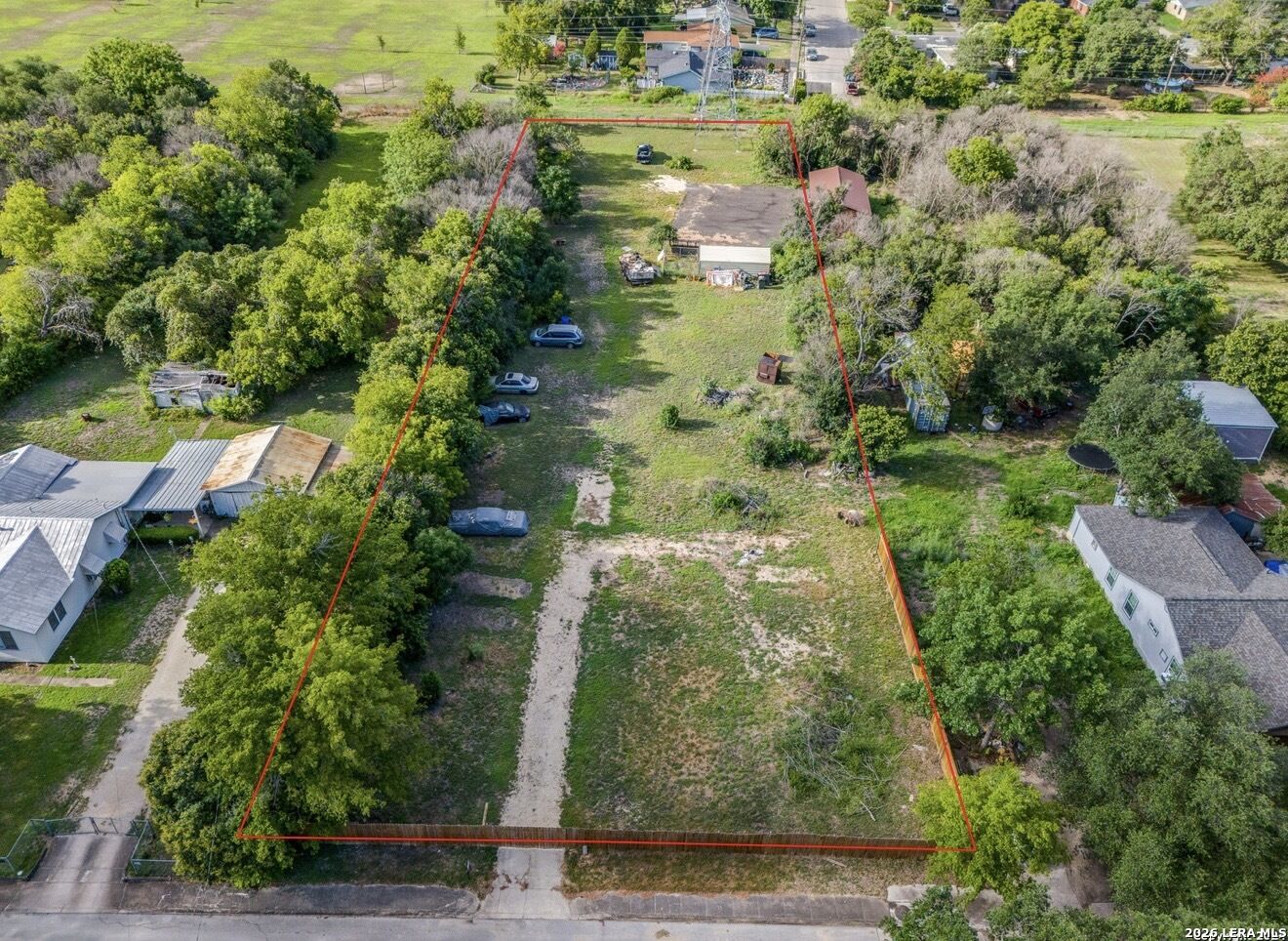 Property Photo: 958 Holmgreen Rd TX 78220