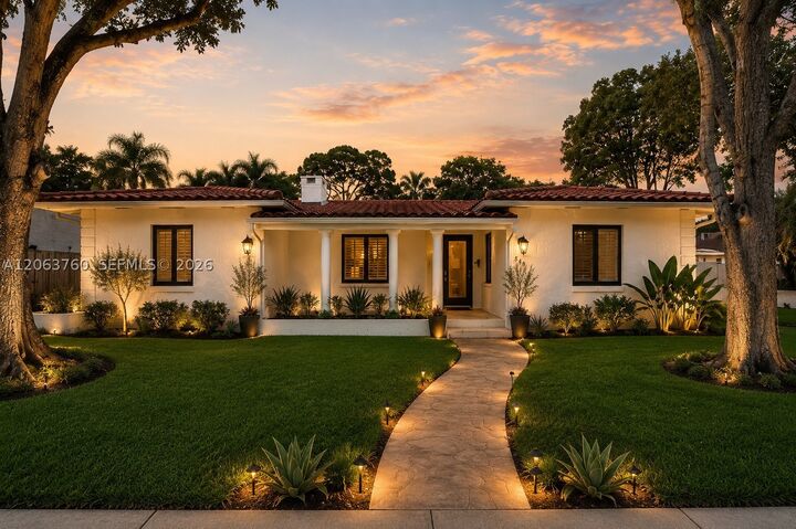 Property Photo: 549 NE 12th Ave FL 33301