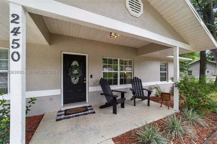 Property Photo: 2450 SE 40th Street Road FL 34480