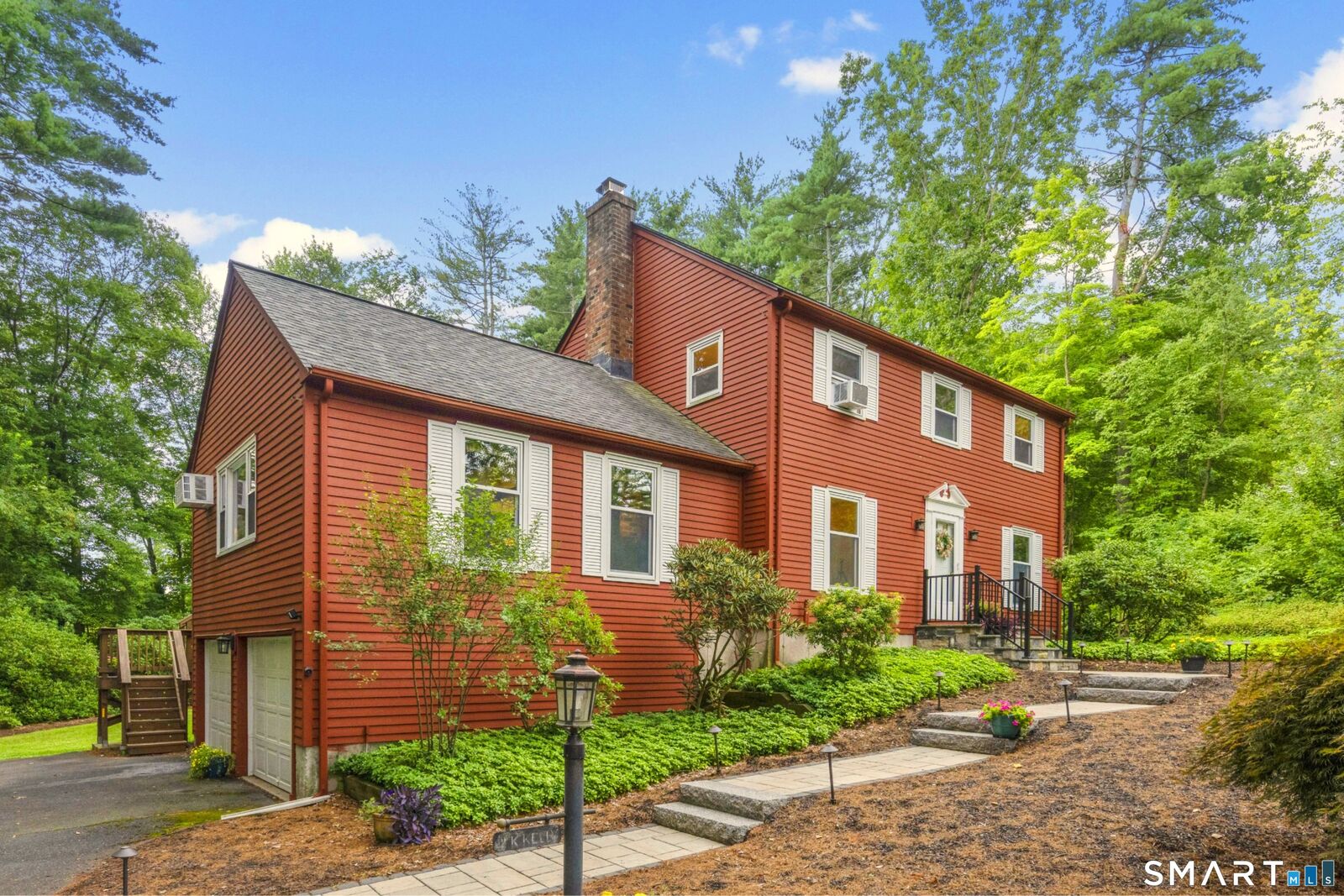 Property Photo:  11 Concord Drive  CT 06026 