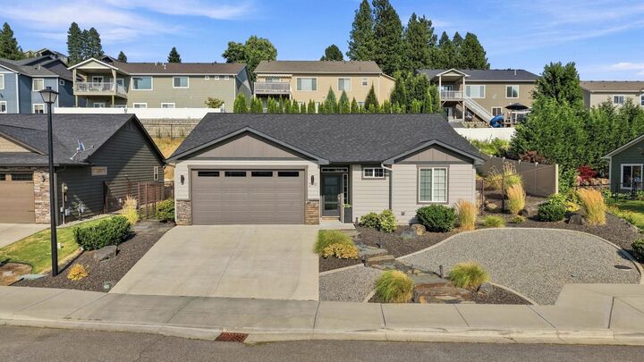 Property Photo:  2719 S Conklin Dr  WA 99037 