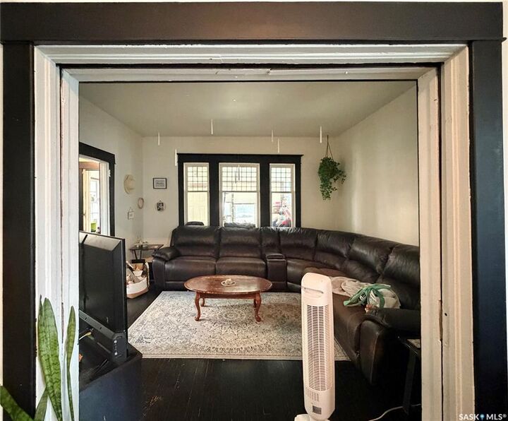 Property Photo: 2130 Rae Street SK S4T 2E7