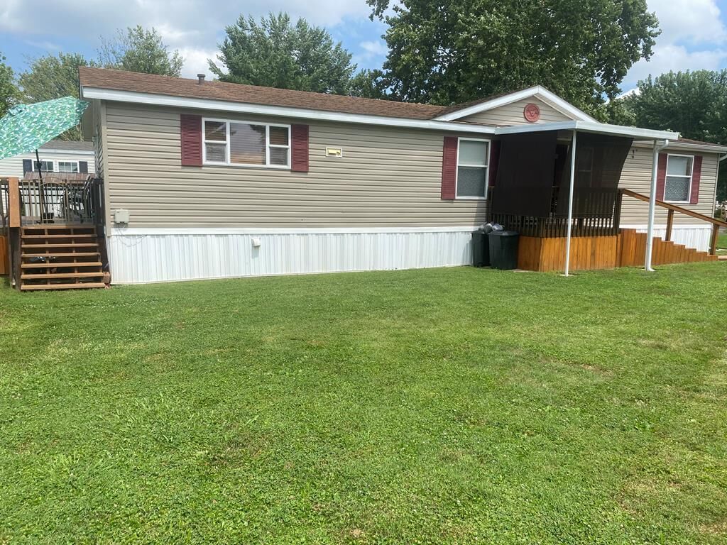 Property Photo: 8 Mohican Circle OH 45601