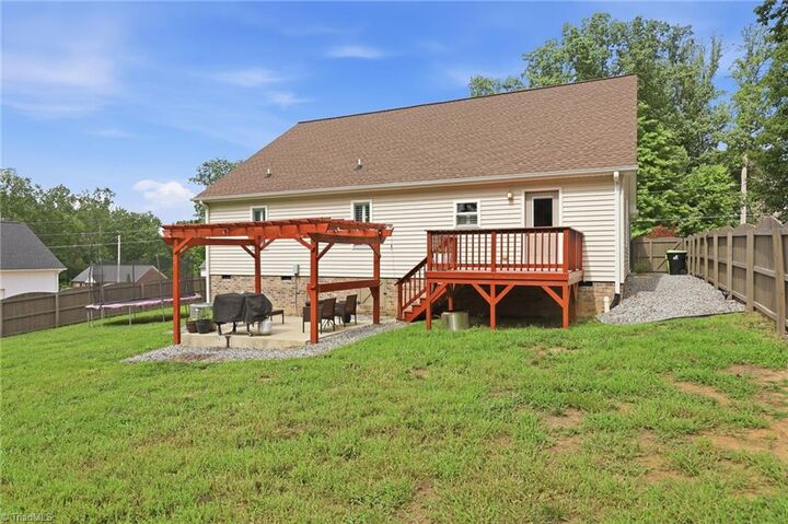 Property Photo:  8504 Altavista Drive  NC 27357 