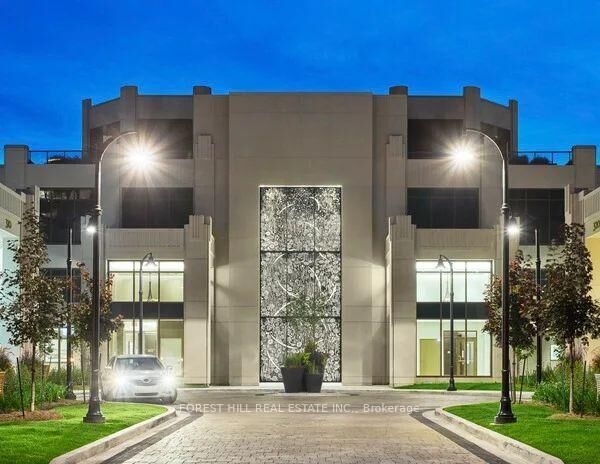 Property Photo: 310 Tweedsmuir Avenue 506 ON M5P 2Y2