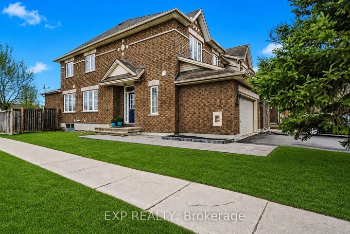 Property Photo: 2100 Melette Crescent ON K4A 4X2