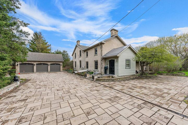 768 Bon Accord Street — photo 1