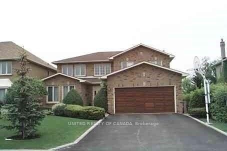 Property Photo:  104 Gordon Rowe Crescent Lower  ON L4C 8R1 