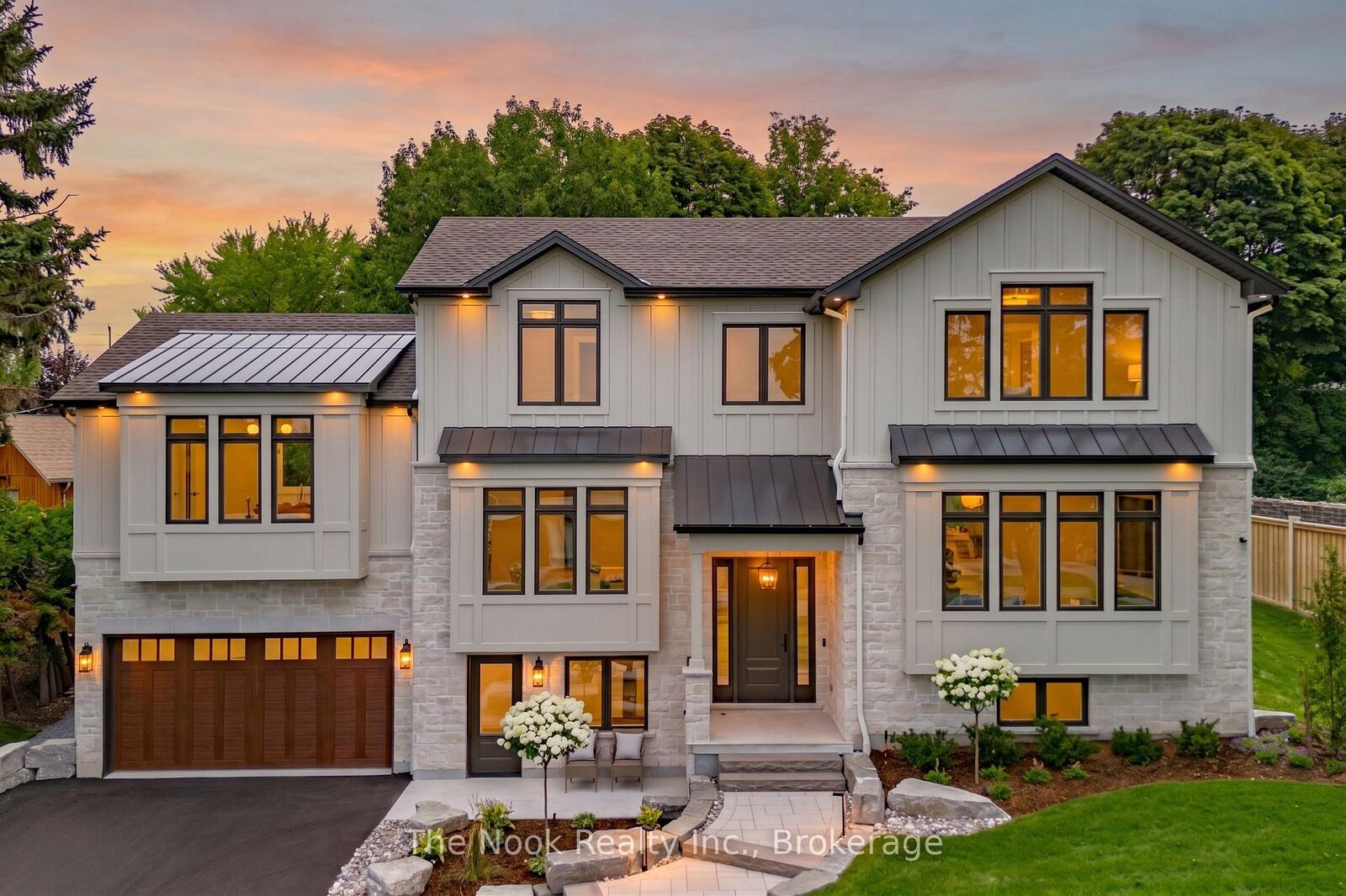 Property Photo: 153 Elizabeth Crescent N ON L1N 3S1