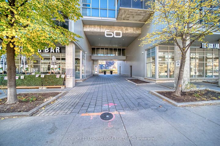 Property Photo:  60 Bathurst Street 306  ON M5V 2P4 