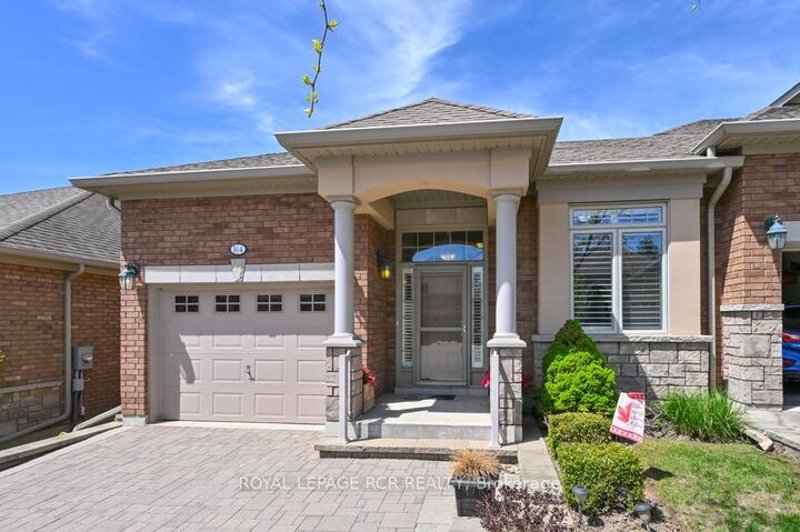 Property Photo: 164 Ridge Way ON L9R 0H3