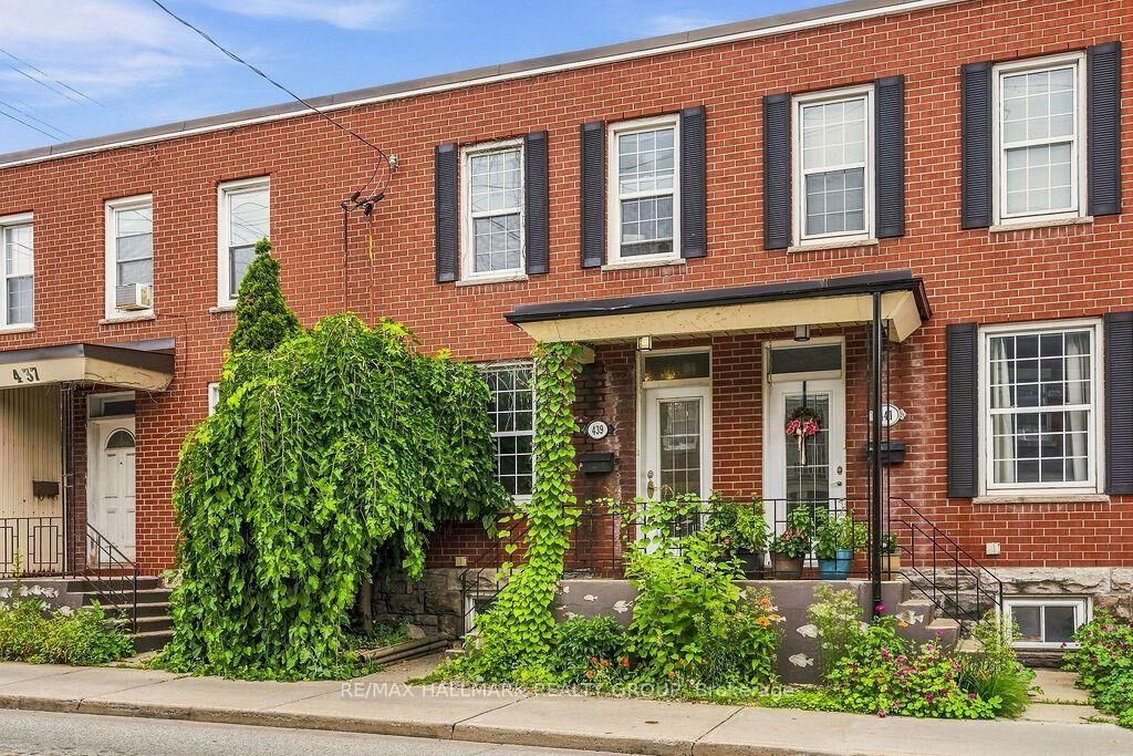Photo de la propriété:  439 Kent Street  ON K2P 2B4 