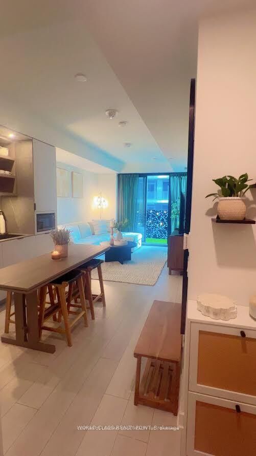 Property Photo:  55 Charles Street E 2909  ON M4Y 0J1 