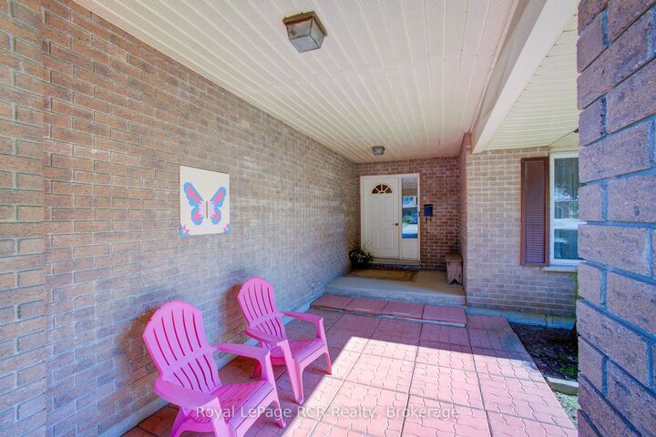 Property Photo:  360 Main Street W  ON N0G 2P0 