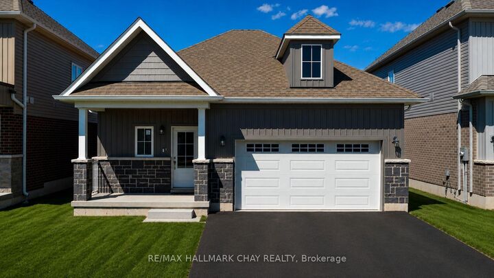 Property Photo: 64 Hillcroft Way ON K0M 1A0