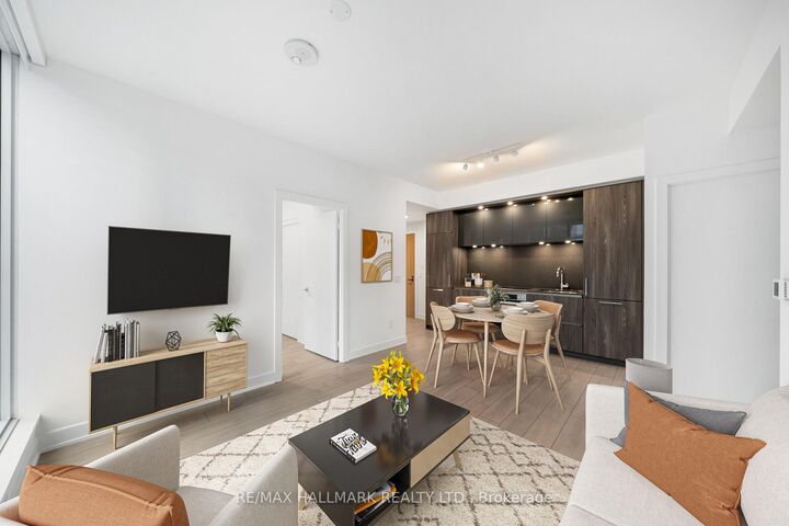 Property Photo: 35 Mercer Street 1813 ON M5V 1H2