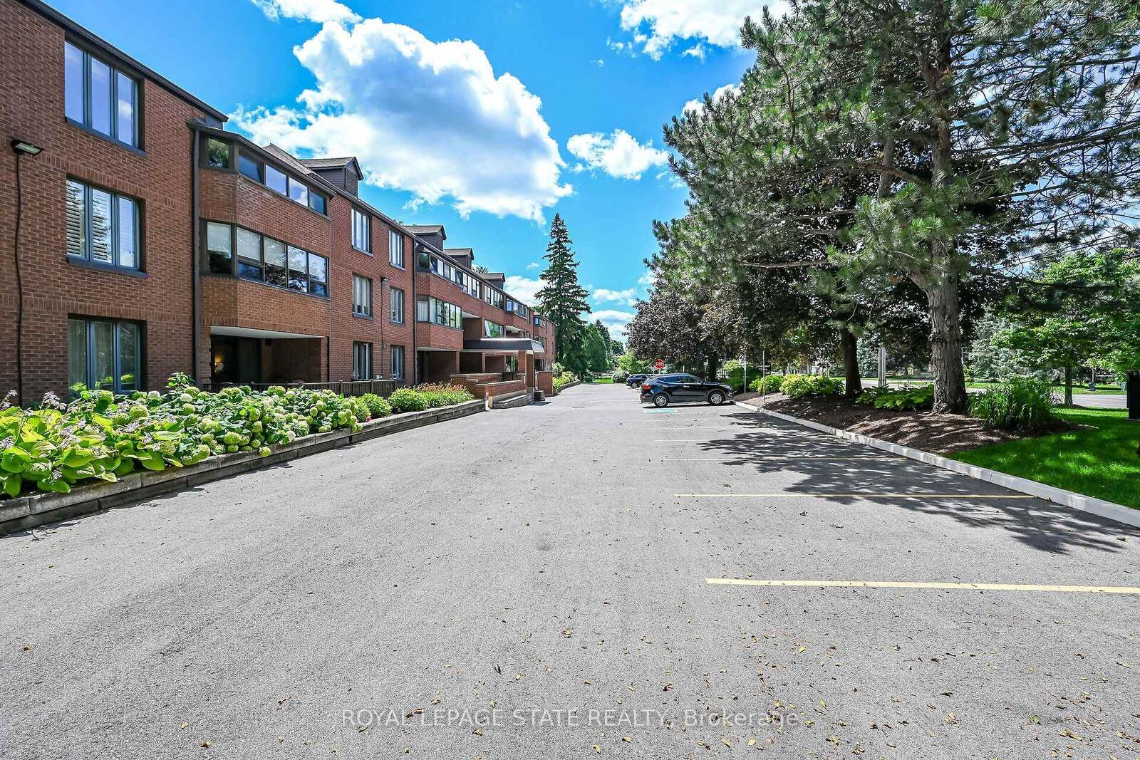 Property Photo:  150 Wilson Street W 308  ON L8R 1E2 
